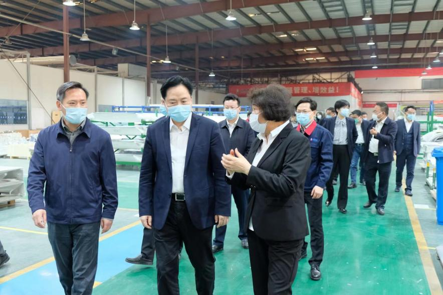 常州市市委书记陈金虎一行走访长青科技